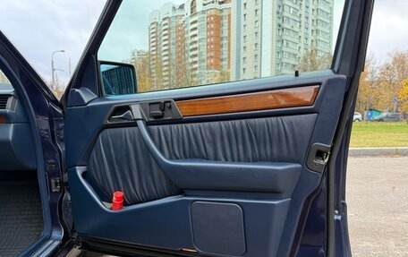 Mercedes-Benz E-Класс, 1995 год, 3 800 000 рублей, 28 фотография