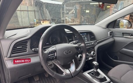 Hyundai Elantra VI рестайлинг, 2019 год, 1 890 000 рублей, 9 фотография