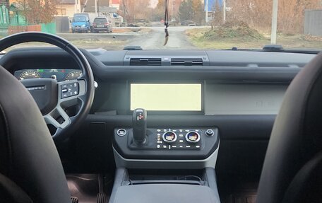 Land Rover Defender II, 2021 год, 4 900 000 рублей, 8 фотография