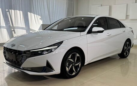 Hyundai Elantra, 2022 год, 1 650 000 рублей, 1 фотография