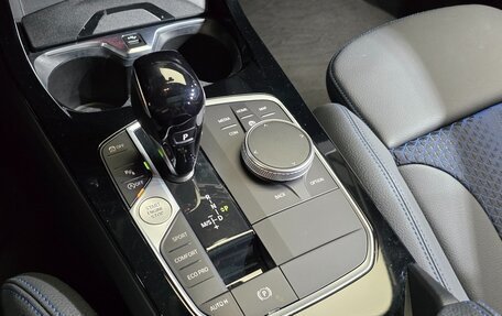 BMW 1 серия, 2021 год, 2 100 000 рублей, 11 фотография