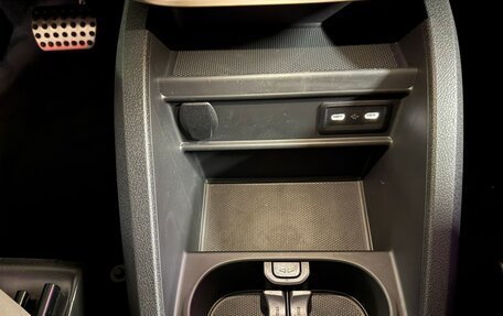 Mercedes-Benz V-Класс, 2025 год, 14 670 000 рублей, 20 фотография