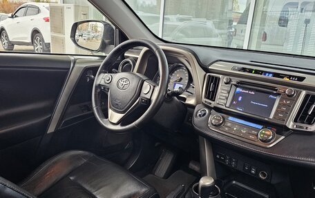 Toyota RAV4, 2013 год, 1 900 000 рублей, 5 фотография