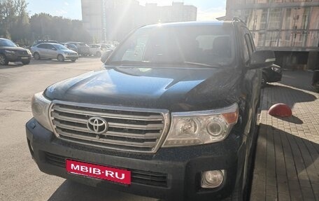 Toyota Land Cruiser 200, 2012 год, 2 700 000 рублей, 1 фотография