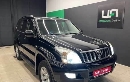 Toyota Land Cruiser Prado 120 рестайлинг, 2004 год, 1 750 000 рублей, 1 фотография