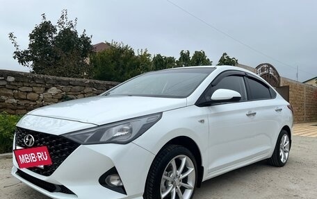 Hyundai Solaris II рестайлинг, 2021 год, 1 270 000 рублей, 9 фотография