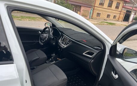 Hyundai Solaris II рестайлинг, 2021 год, 1 270 000 рублей, 15 фотография