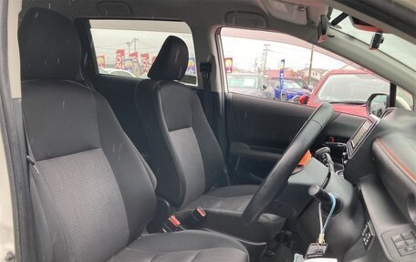 Toyota Sienta II, 2021 год, 1 230 000 рублей, 13 фотография