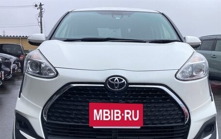 Toyota Sienta II, 2021 год, 1 230 000 рублей, 9 фотография