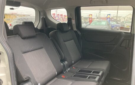 Toyota Sienta II, 2021 год, 1 230 000 рублей, 25 фотография