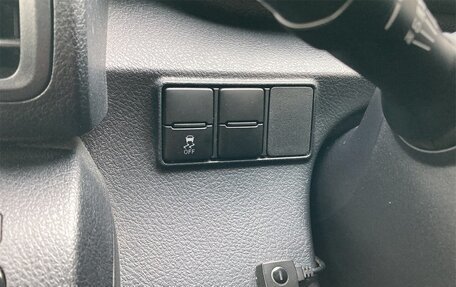 Toyota Sienta II, 2021 год, 1 230 000 рублей, 23 фотография