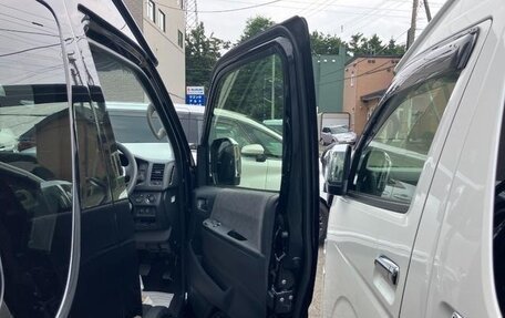 Toyota HiAce H200, 2025 год, 5 200 000 рублей, 10 фотография