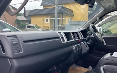 Toyota HiAce H200, 2025 год, 5 200 000 рублей, 28 фотография