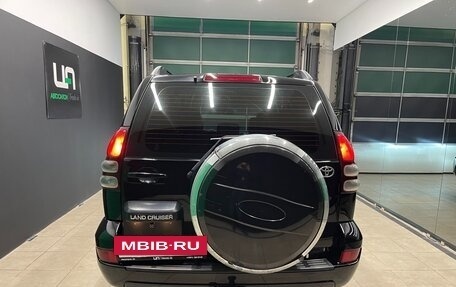 Toyota Land Cruiser Prado 120 рестайлинг, 2004 год, 1 750 000 рублей, 5 фотография