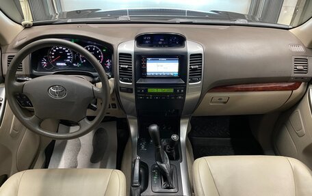 Toyota Land Cruiser Prado 120 рестайлинг, 2004 год, 1 750 000 рублей, 11 фотография