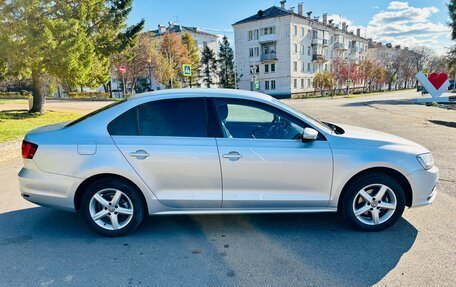 Volkswagen Jetta VI, 2014 год, 880 000 рублей, 2 фотография