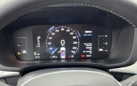 Volvo XC60 II, 2022 год, 2 750 000 рублей, 11 фотография