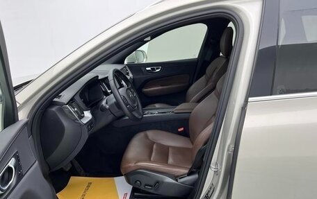 Volvo XC60 II, 2022 год, 2 750 000 рублей, 12 фотография