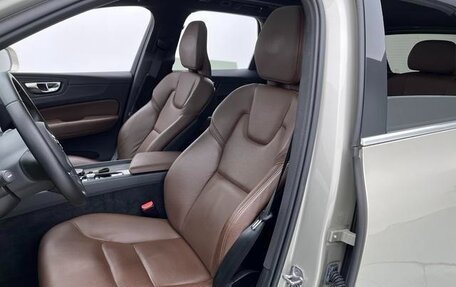 Volvo XC60 II, 2022 год, 2 750 000 рублей, 13 фотография