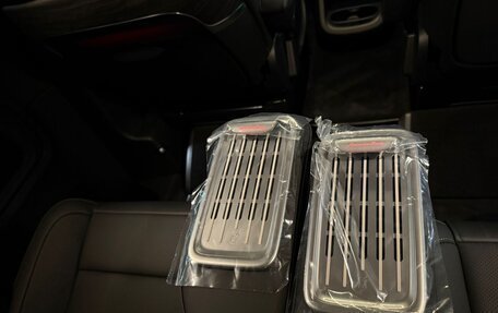 Mercedes-Benz V-Класс, 2025 год, 14 920 000 рублей, 24 фотография