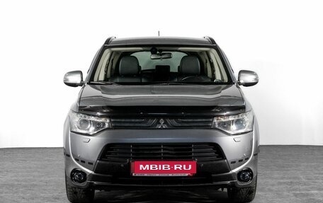 Mitsubishi Outlander III рестайлинг 3, 2012 год, 1 548 000 рублей, 2 фотография