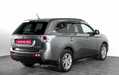 Mitsubishi Outlander III рестайлинг 3, 2012 год, 1 548 000 рублей, 3 фотография