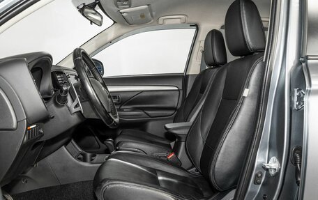 Mitsubishi Outlander III рестайлинг 3, 2012 год, 1 548 000 рублей, 6 фотография