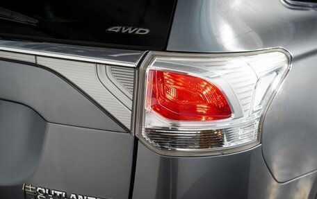 Mitsubishi Outlander III рестайлинг 3, 2012 год, 1 548 000 рублей, 25 фотография