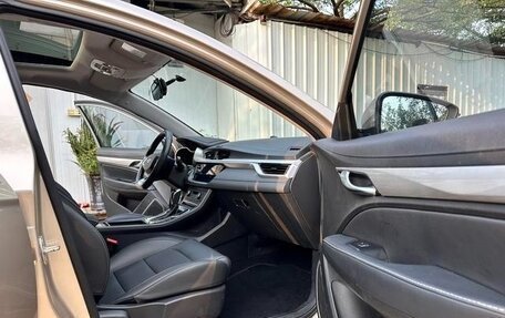 Geely Emgrand, 2020 год, 1 000 000 рублей, 12 фотография