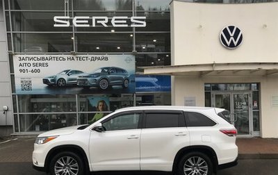 Toyota Highlander III, 2014 год, 3 290 000 рублей, 1 фотография