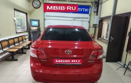 Toyota Avensis III рестайлинг, 2009 год, 950 000 рублей, 8 фотография