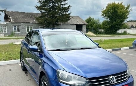 Volkswagen Polo VI (EU Market), 2018 год, 900 000 рублей, 2 фотография