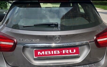 Mercedes-Benz GLA, 2018 год, 2 800 000 рублей, 8 фотография