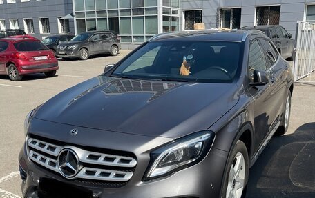 Mercedes-Benz GLA, 2018 год, 2 800 000 рублей, 15 фотография