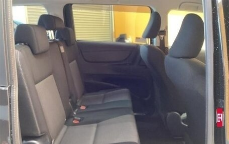 Toyota Sienta II, 2022 год, 1 150 000 рублей, 23 фотография