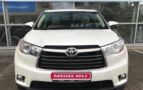 Toyota Highlander III, 2014 год, 3 290 000 рублей, 10 фотография