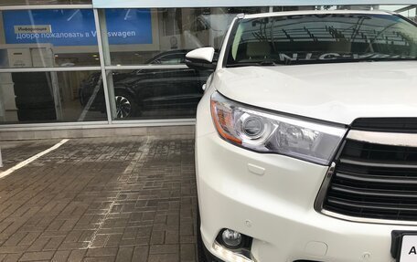 Toyota Highlander III, 2014 год, 3 290 000 рублей, 22 фотография