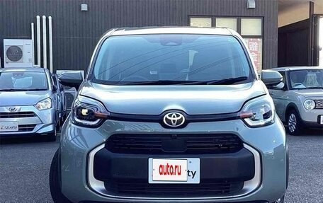 Toyota Sienta, 2022 год, 1 309 000 рублей, 4 фотография