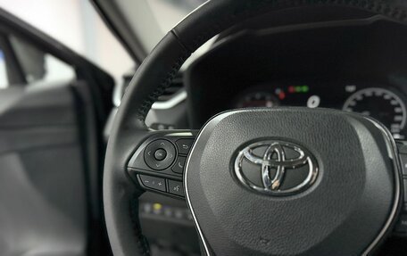 Toyota RAV4, 2025 год, 4 299 000 рублей, 20 фотография
