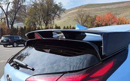 Hyundai Veloster II, 2019 год, 1 500 000 рублей, 9 фотография