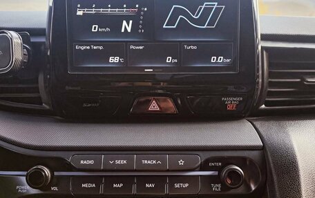 Hyundai Veloster II, 2019 год, 1 500 000 рублей, 16 фотография