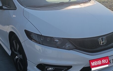 Honda Jade I, 2017 год, 1 820 000 рублей, 2 фотография