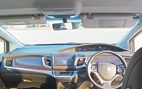 Honda Jade I, 2017 год, 1 820 000 рублей, 23 фотография