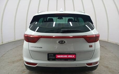 KIA Sportage IV рестайлинг, 2018 год, 2 240 000 рублей, 7 фотография