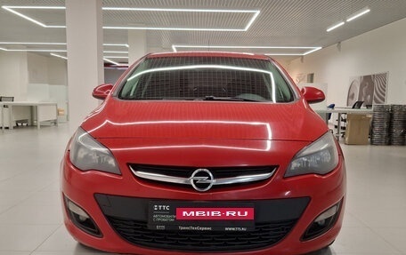 Opel Astra J, 2013 год, 560 000 рублей, 2 фотография