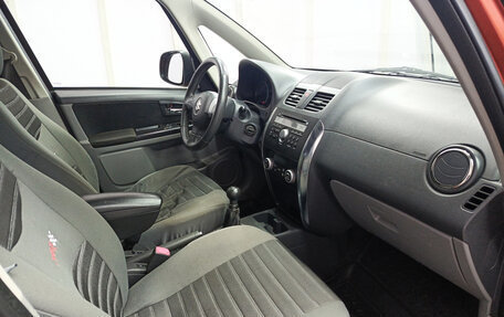 Suzuki SX4 II рестайлинг, 2013 год, 900 000 рублей, 13 фотография