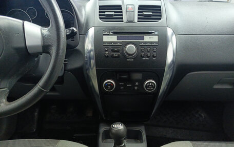 Suzuki SX4 II рестайлинг, 2013 год, 900 000 рублей, 18 фотография