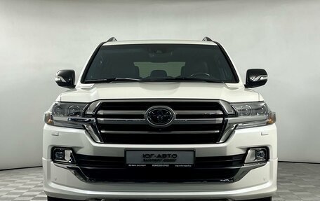 Toyota Land Cruiser 200, 2018 год, 7 699 000 рублей, 2 фотография