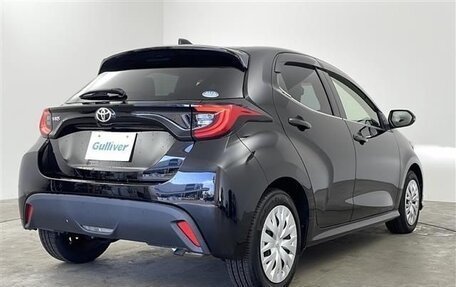 Toyota Yaris, 2020 год, 1 100 000 рублей, 4 фотография