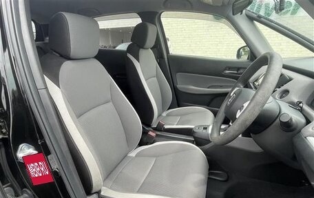 Honda Fit, 2021 год, 1 000 000 рублей, 12 фотография